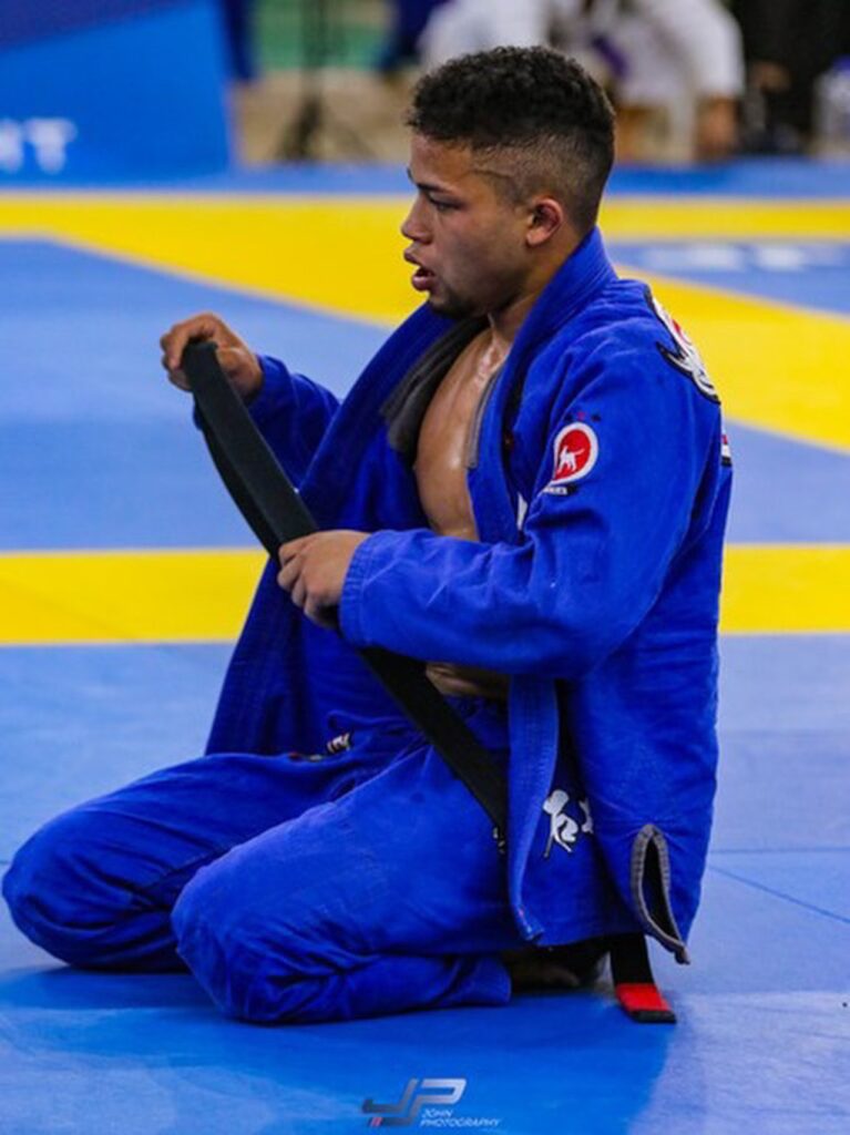 徹底解説】「パスガードのエッセンス」大浦マイケ | BJJ LAB